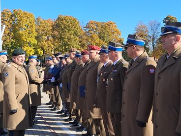 Święto w 15 Sieradzkiej Brygadzie Wsparcia Dowodzenia