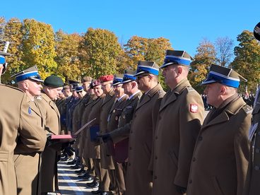 Święto w 15 Sieradzkiej Brygadzie Wsparcia Dowodzenia