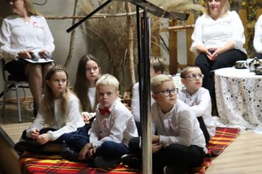 Przepiękna Wieczornica w Wydrzynie zorganizowana przez tamtejsze KGW i GOK w Czarnożyłach