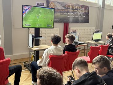 Uczniowie podstawówek walczyli w Wielkim Turnieju FIFA