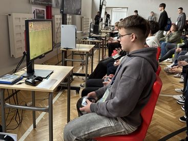 Uczniowie podstawówek walczyli w Wielkim Turnieju FIFA