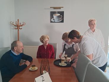 Dziś Światowy Dzień Osób z Zespołem Downa. W kawiarni Eden w kelnerów wcieliły się wyjątkowe osoby